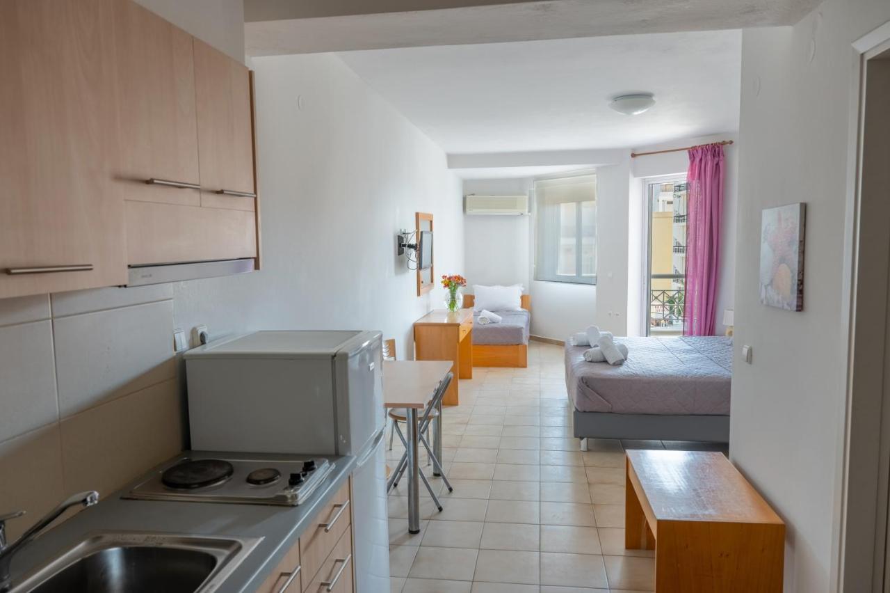 Hotel Arethousa Loutra Aidhipsou Exteriör bild